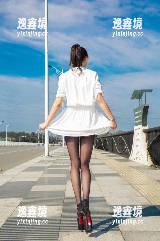 AISS爱丝(钻石版) - 西雅分享：是不是每个女孩心中都有一位女骑士？