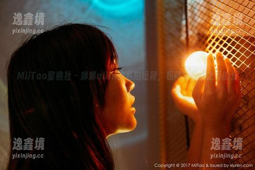 MiiTao蜜桃社 - 琳琳ailin的私拍短裙，极简与优雅之间的反叛