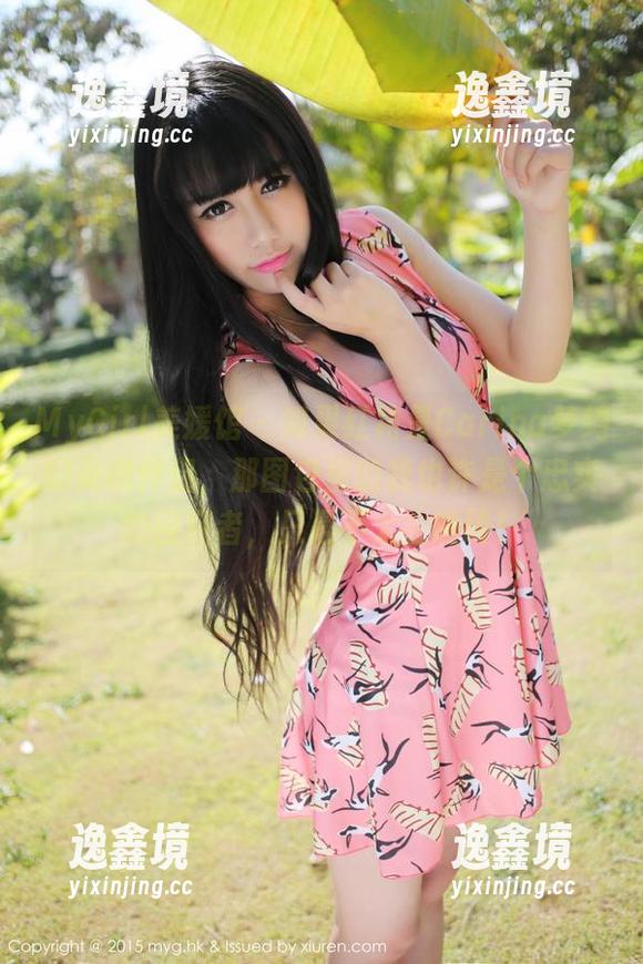 MyGirl美媛馆 - 如果红裙是Carina梦绮的灵魂伴侣，那图包里的我也许是个忠实的围观者，只是不太会搬砖！