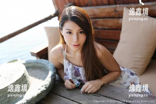MyGirl美媛馆-Cris_卓娅祺 MyGirl美媛馆 - 白丝与Cris_卓娅祺:原图点燃好奇,图包则掀起一阵波动