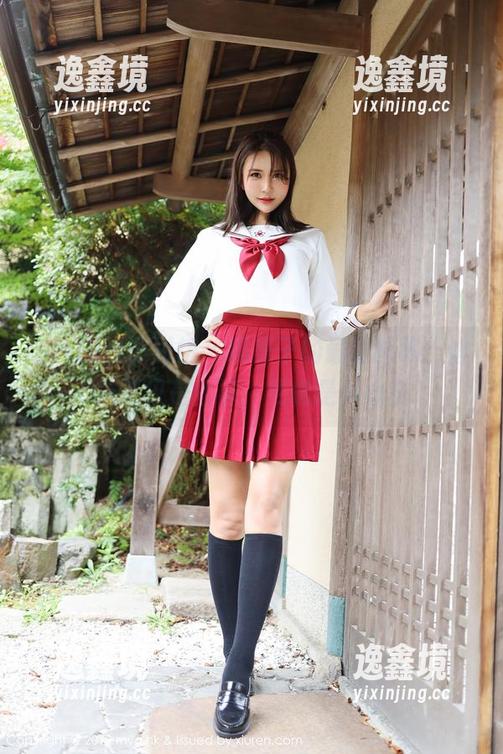MyGirl美媛馆 - 糯美子的最新图集：丝袜不仅是丝袜，更像是小心机