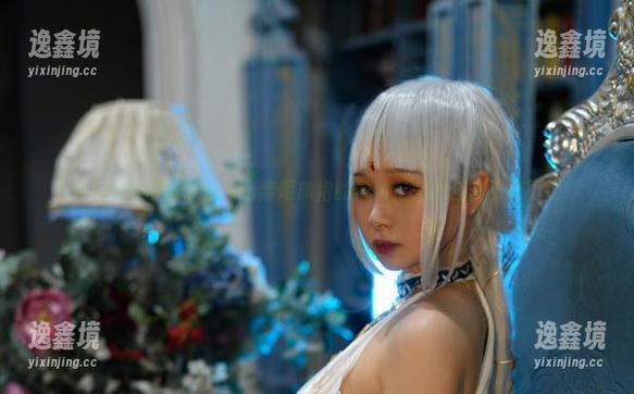 PAKI草莓酱带你领略靡烟旗袍的风情，美图合集不慌不忙