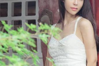 UGirls尤果网 - 哦，高清内衣合集里的陈怡曼，各种姿态让我目不转睛