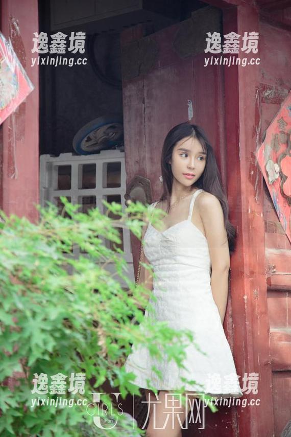 UGirls尤果网 - 哦，高清内衣合集里的陈怡曼，各种姿态让我目不转睛