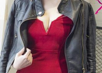 UGirls尤果网 - 赶紧来！黛熙儿的免费裸足写真，让你想象力大开！