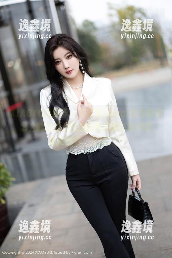 XIAOYU语画界 - 王馨瑶yanni黑白图集，怎么能让这么惨烈的色泽吸引眼球呢，福利满分，别挑了！