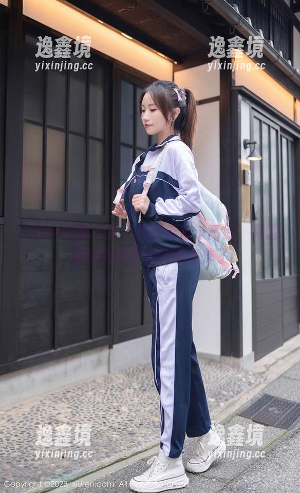 Xiuren秀人网-刘娅希 Xiuren秀人网 - 刘娅希走过高街,高清图片里的学姐气场真炸了