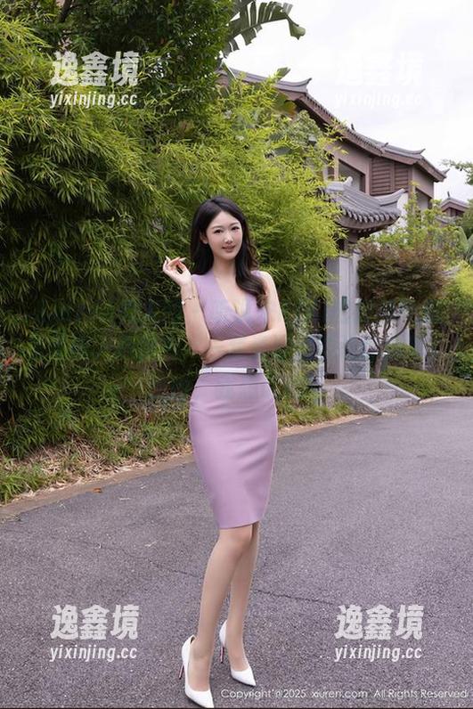 Xiuren秀人网 - 听说宋KiKi的御姐气息有俘获人心魔力，一套资源就能让你脱单？哈哈，我想试试！