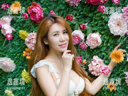 YouWu尤物馆 - 最新的王闵多比基尼图册，让我也想去沙滩上蹭一蹭！