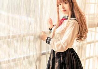 yoko夏宅带你逛四人彼女高清图包，这次没钱都得买！