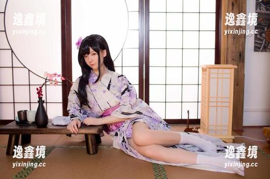 一小央泽 一小央泽拎着高清套图,从未见过的少女景象,隐隐有种熟悉的味道