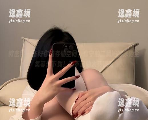 微密圈 - 备好你的存储空间，保守的二舅妈的泳池全集等你下载！了不起的水花派对