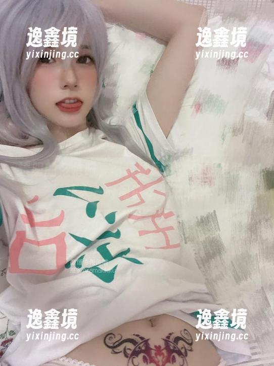 透明的倦倦喵，写真如同开水中的涟漪，让人一时间说不准滋味。