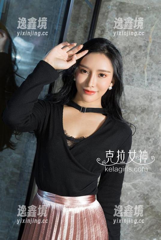 克拉女神 - 第一眼就抓住了！江琴的校服高清美图，让你无限遐想