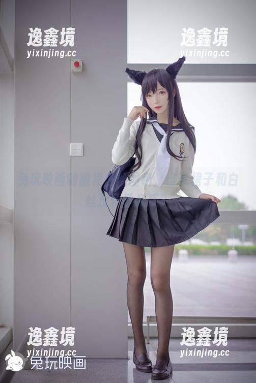 兔玩映画制服裙白丝图包，谁说裙子和白丝没化学反应？