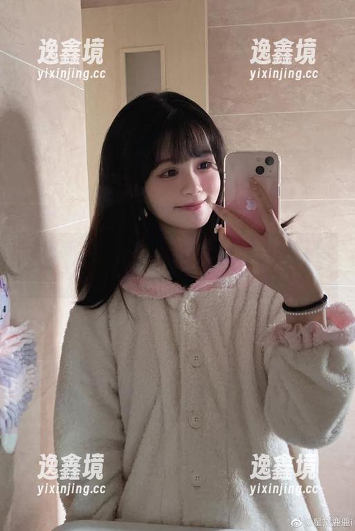 谁说英梨梨皮衣不够有趣？千反田鹿子的福利原图显然是反驳之力！