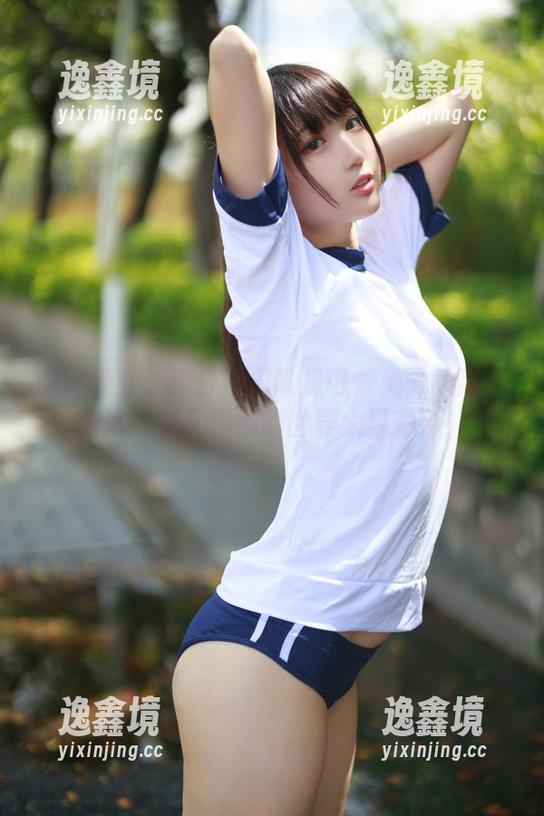 谁说没办法结合？周叽是可爱兔兔的高清写真，雅儿贝德的世界太精彩了！
