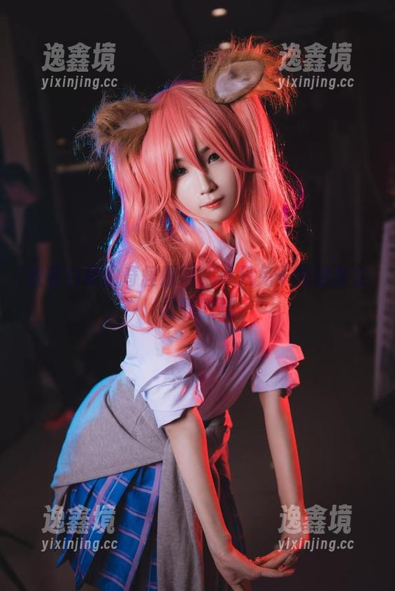 妖君白研的奇怪原图，一只兔子和初音之间的默契