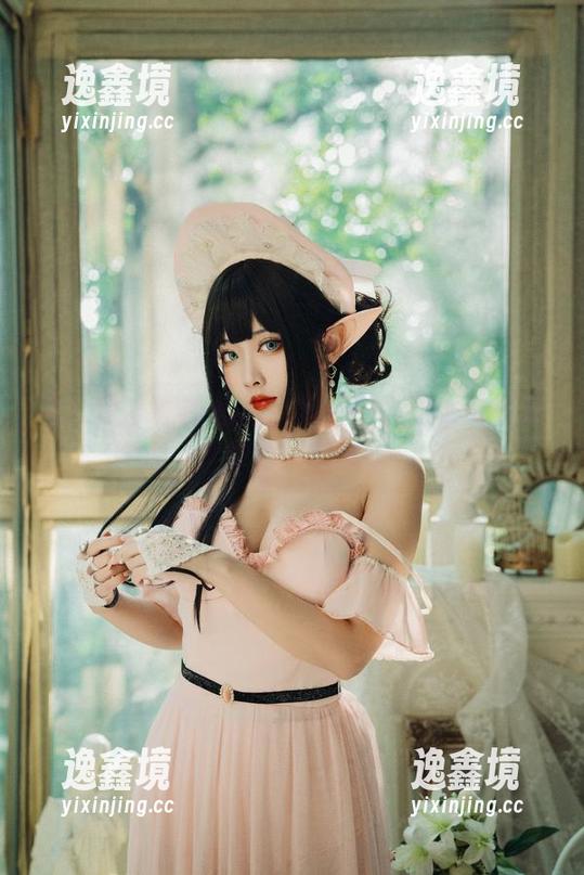 看！宫本樱的私拍白裙原图，原来审美是这样的一回事。