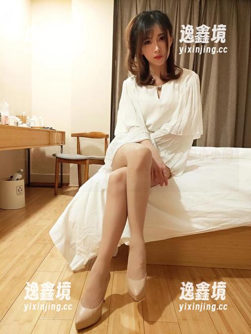 凝视小女巫露娜的连体衣，cos中小小的期待，下载马上行动！