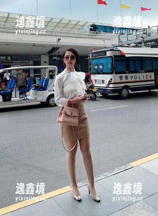 张老师 微密圈 - 张老师的在线美图,好吧,我承认,我已经被嘉宾专享2022吸引了!