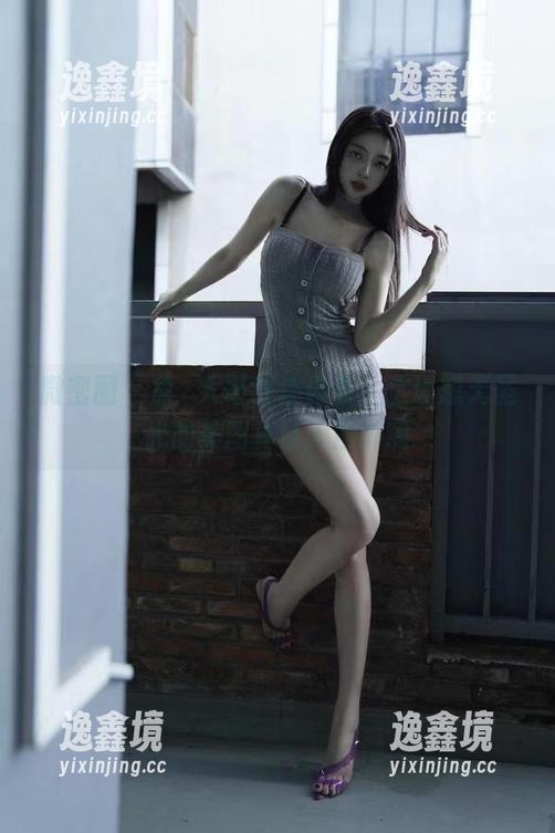 微密圈 - 徐珺大哥穿连体衣，这理想无圣光的美图真让人意外啊