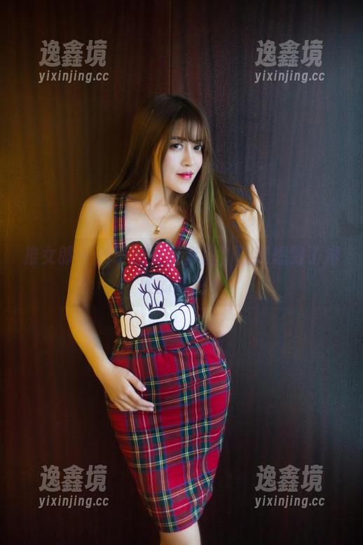 推女郎 - 沙子的女友套图，让我想到了海滩的味道…