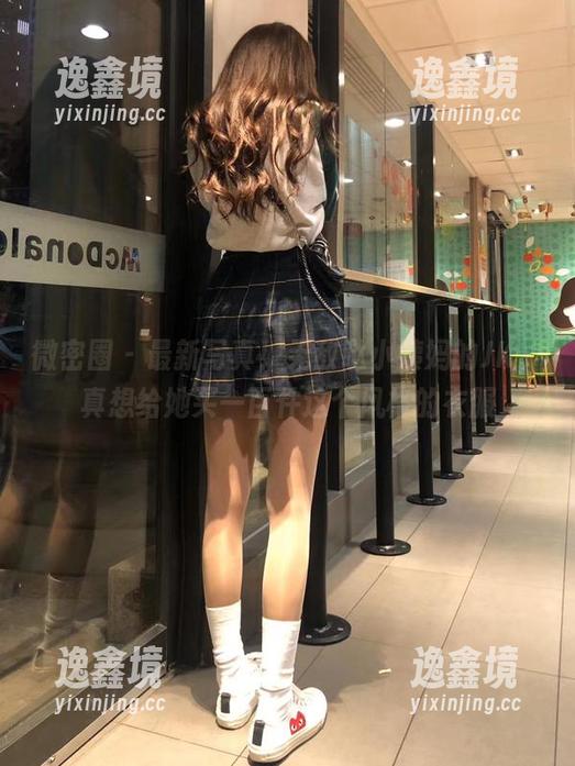 无敌哒小姨妈 微密圈 - 最新写真!无敌哒小姨妈的JK,真想给她买一百件这个风格的衣服