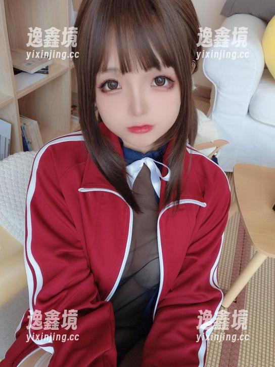 长腿这一季，日奈娇的高清风采与众不同，快来一睹为快！