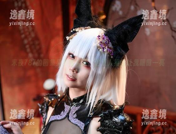 末夜787的图集果然够大胆，这双人组合让我眼前一亮。