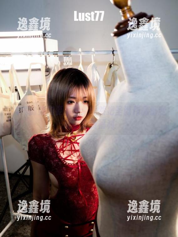淘气的柒柒要乖哦：竟然把圣诞作品都变成了免费福利