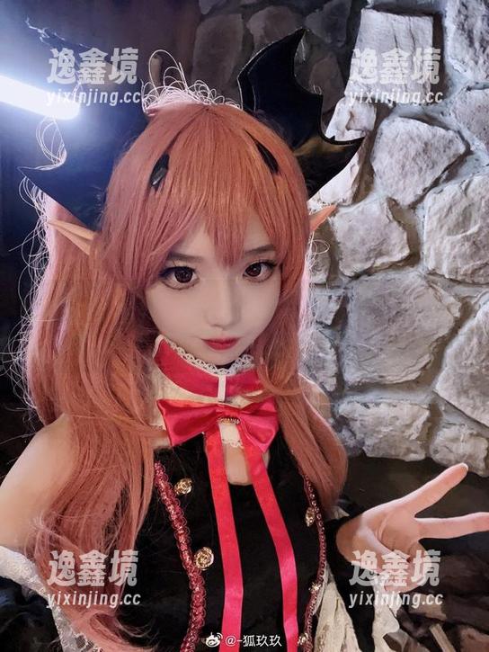 狐玖玖写真合集，搭配死库水，这波操作究竟是几号艺人？
