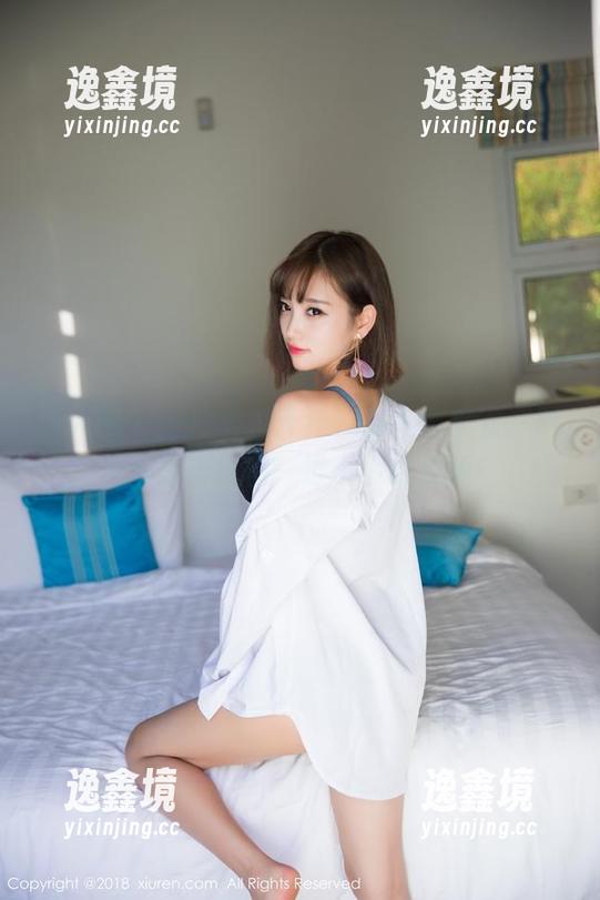 秀人网-汁汁 秀人网 - 图片里的汁汁,穿上修女衣,脑子里却浮现出一堆小小的反叛?