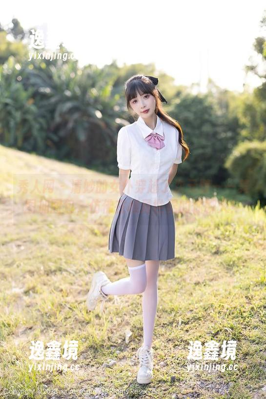 秀人网 - 清妙的女仆穿越了次元壁——美图加图包，仿佛在和异世界的你聊天！