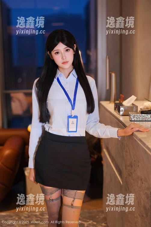 秀人网-麦田 秀人网 - 油亮美图合集,麦田资源满满,只让人说‘哇’!