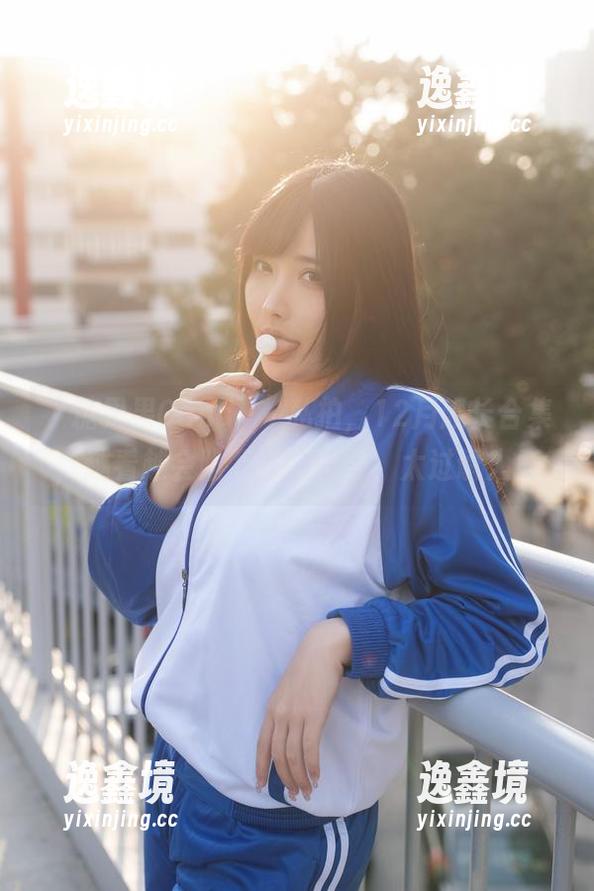“糖果果Candy”私拍，12月舰长合集，越看越会陷下去的画面，太过诱人！