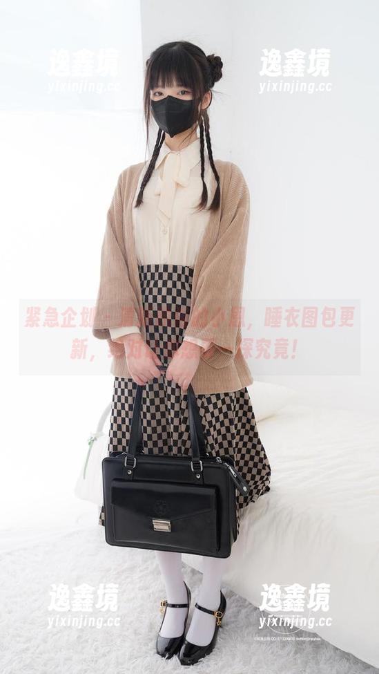 紧急企划-小恩 紧急企划 - 清新脱俗的小恩,睡衣图包更新,绝对让你想要一探究竟!