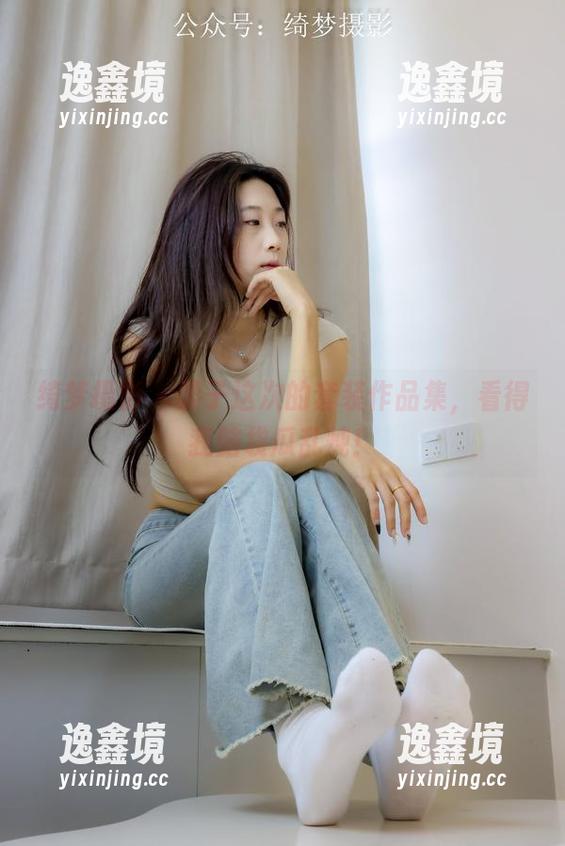 绮梦摄影 - 栗子这次的套装作品集，看得我脑袋瓜乱炖！