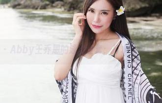 美媛馆 - Abby王乔恩的泳池全套：打水仗也要时髦吗？