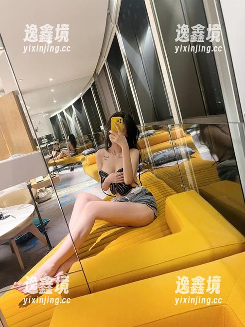 葛征 微密圈 - 我说葛征,这牛仔辣妹的真相是什么,难道每个角度都得是美图?
