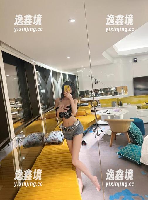 葛征 微密圈 - 葛征的粉色蕾丝:这图片里的蕾丝把我的眼睛都饿坏了,原图果然是真正的软萌控!