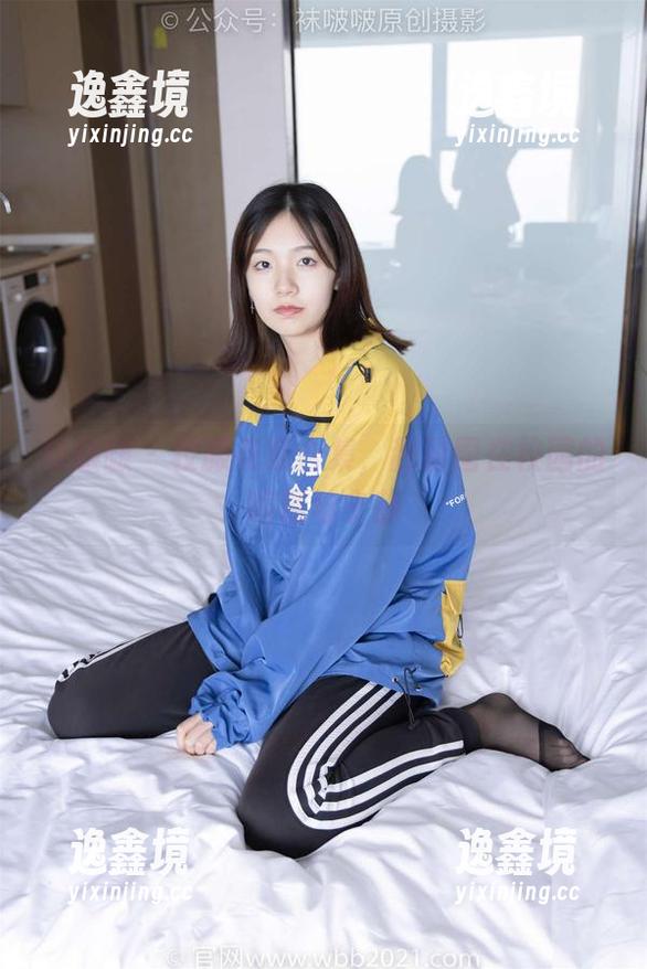 袜啵啵 - 校服花絮合集，甜甜圈在校园的喧嚣与宁静
