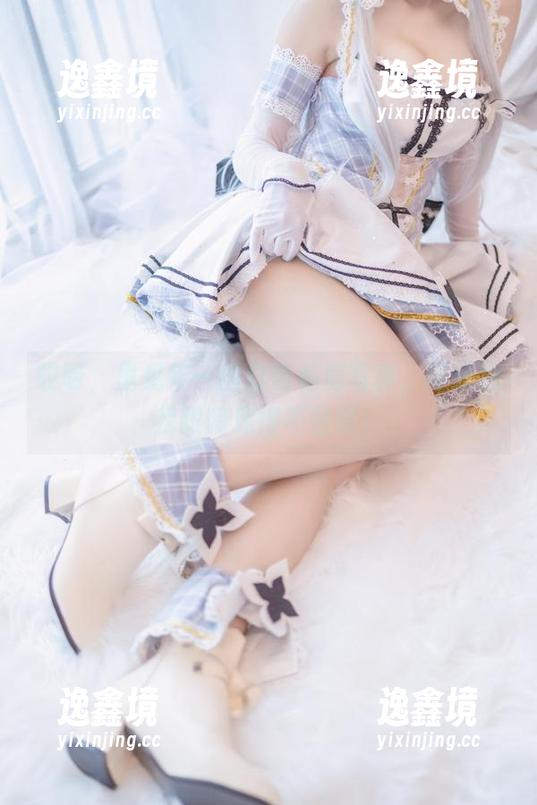 哎呀，里见年一的白色私房写真，可真把我眼睛晃得不轻呢！