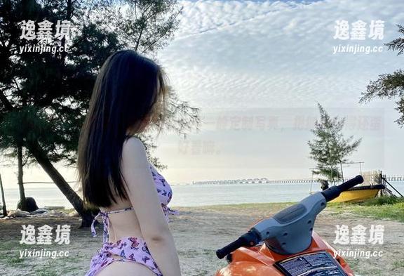 微密圈 - 说实话，铁锤姐姐的不一般定制写真，把狐尾穿得还蛮好看嘛。