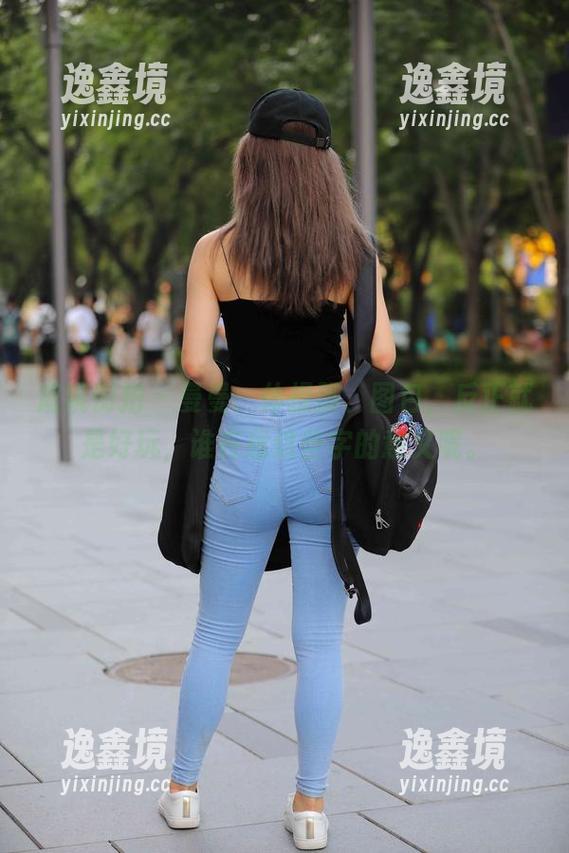 魔镜街拍 - 曼曼、体操服、图包，反正就是好玩，谁在意这些字的意义呢。